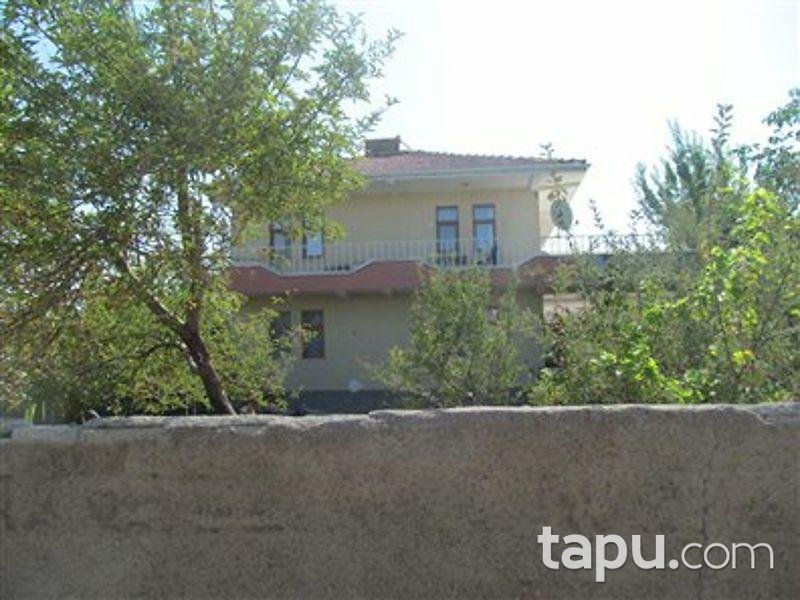 Çorum Alaca Günhan Mahallesi'nde Bina 6+2