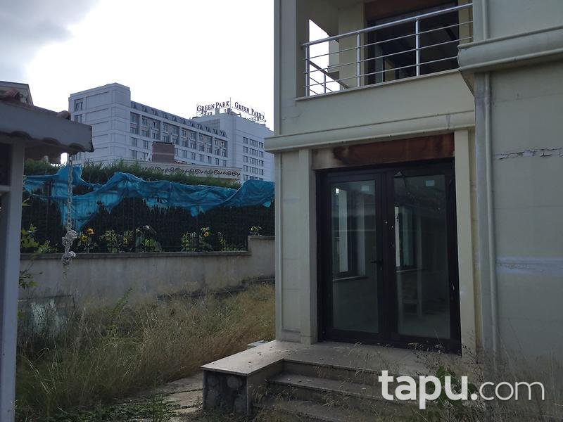 İstanbul Pendik Kaynarca Mahallesinde Natamam Hisseli Dubleks Villa