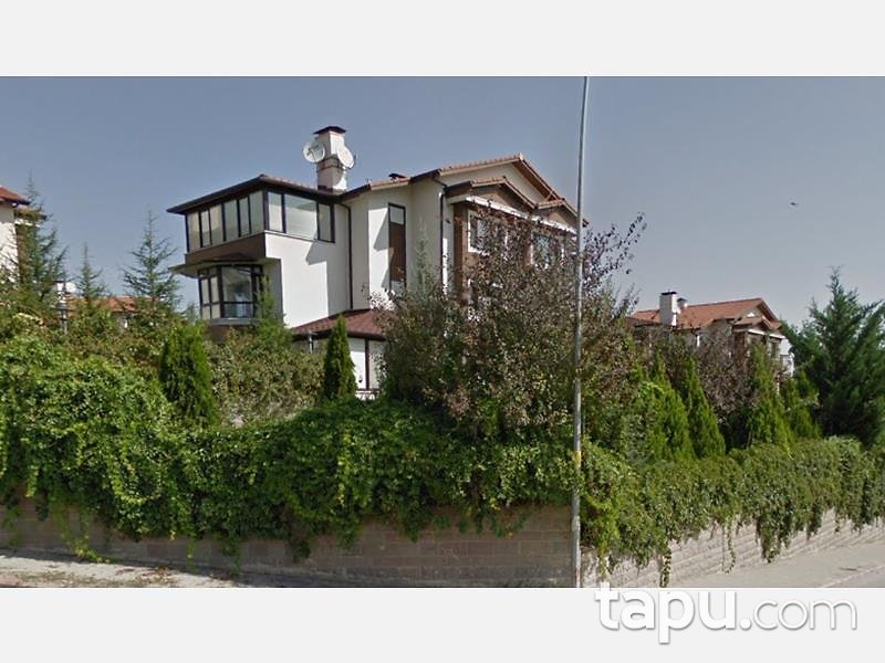 Ankara Çankaya Su Park Villalarında 5+1 Tripleks Villa