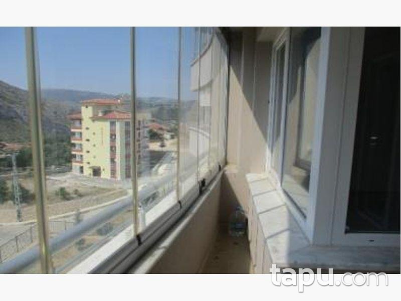 Amasya Merkez Kirazlıdere Mahallesi Yücelen Evler Sitesinde 3+1 Daire