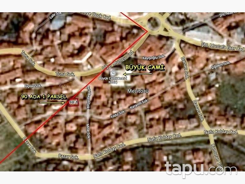 Çorum Mecitözü Sarıdede Mahallesinde 2 Katlı Ahşap Bina