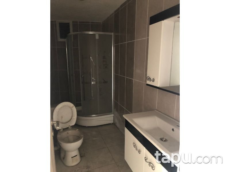 İstanbul Sultangazi Uğur Mumcu Mahallesinde 160 m2 4+1 Dubleks Daire