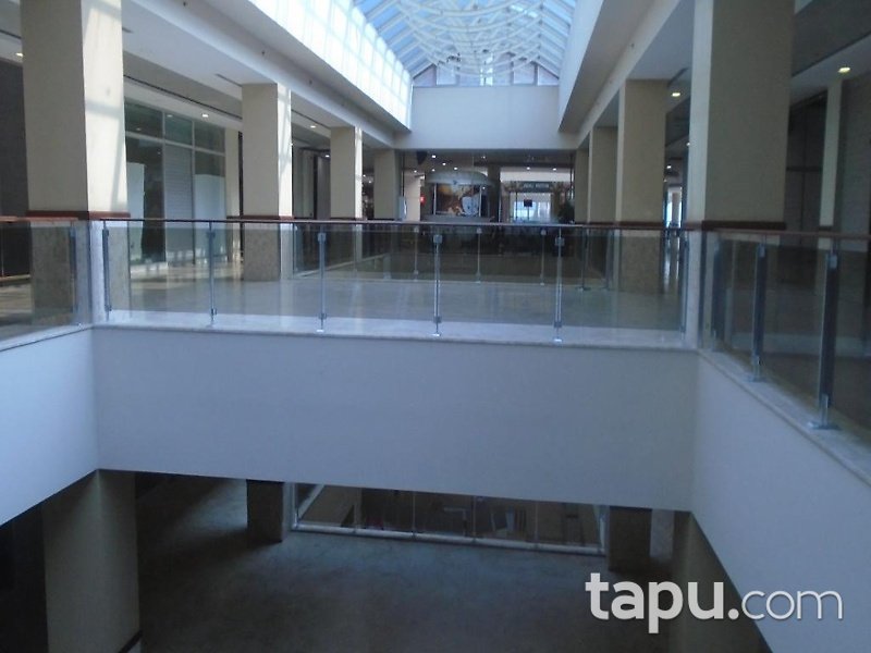 İstanbul Pendik Atlantis AVM'de 36 m2 Dükkan