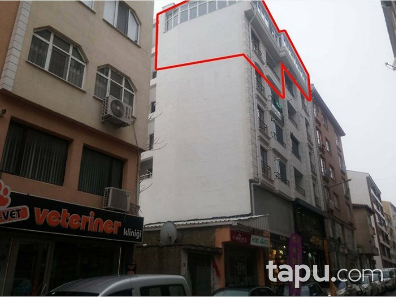 Kırklareli Karakaş Mahallesinde 195 m2 Çatı Piyesli Daire