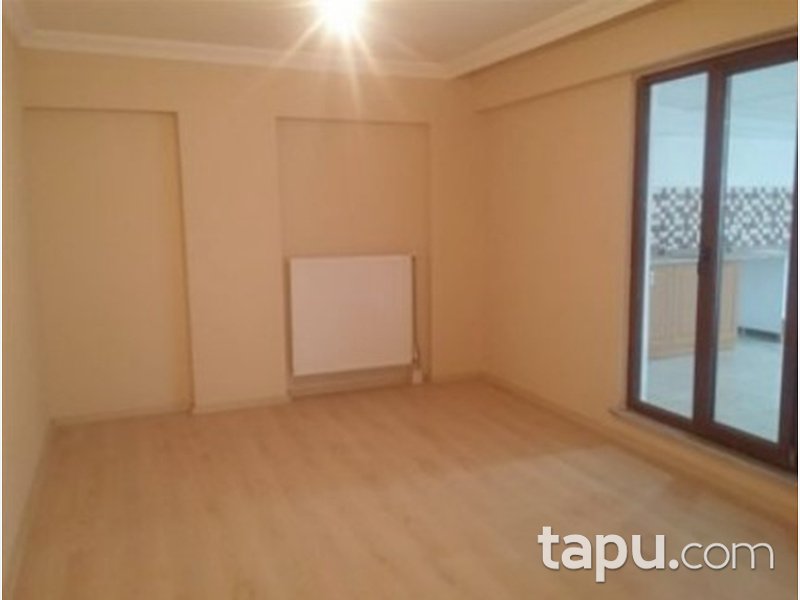 Kırklareli Karakaş Mahallesinde 195 m2 Çatı Piyesli Daire
