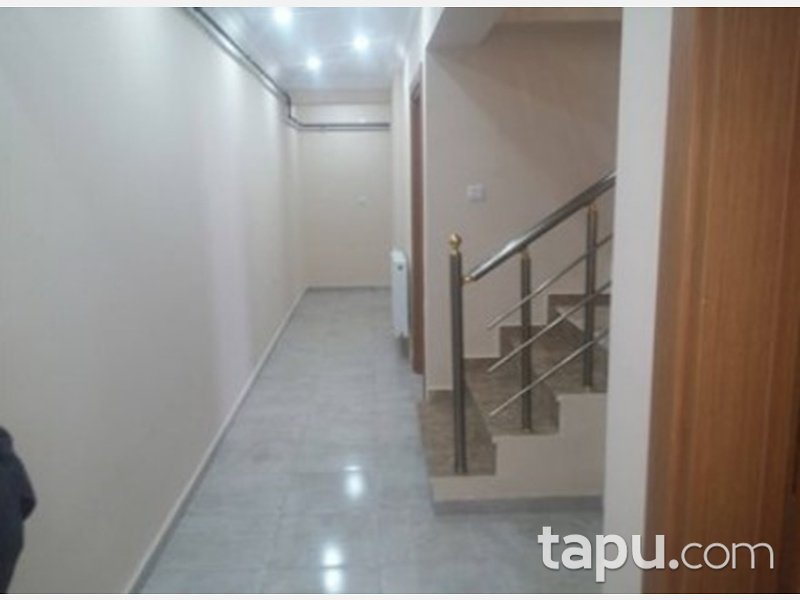 Kırklareli Karakaş Mahallesinde 195 m2 Çatı Piyesli Daire