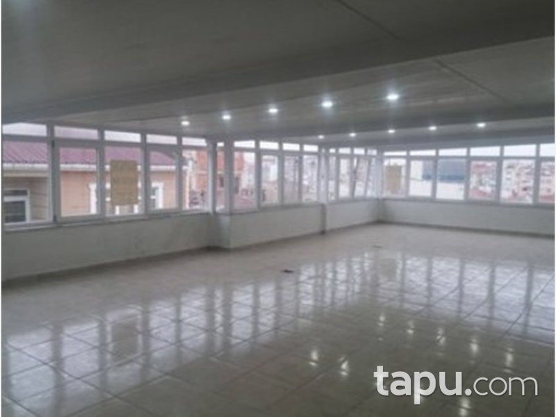 Kırklareli Karakaş Mahallesinde 195 m2 Çatı Piyesli Daire