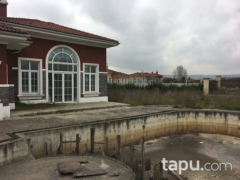 İstanbul Büyükçekmece Karaağaç Mahallesinde 7+1 Villa
