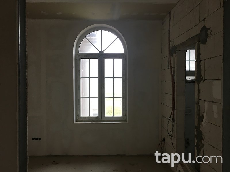 İstanbul Büyükçekmece Karaağaç Mahallesinde 7+1 Villa