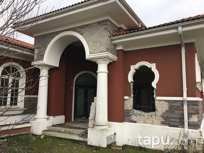 İstanbul Büyükçekmece Karaağaç Mahallesinde 7+1 Villa