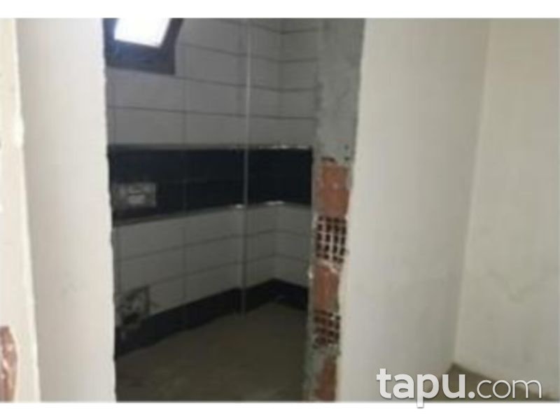 İzmir Torbalı Torbalı Mahallesi Gökdağ Sitesinde 3+1 Natamam Daire