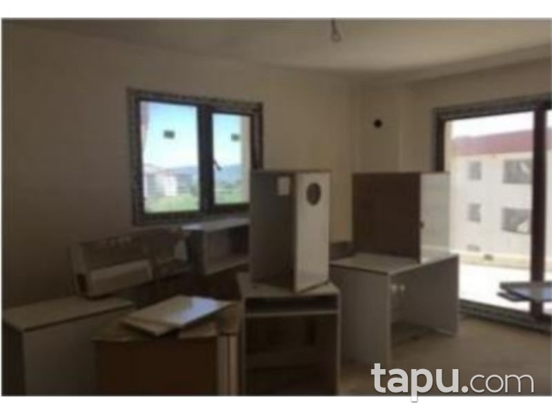 İzmir Torbalı Torbalı Mahallesi Gökdağ Sitesinde 3+1 Natamam Daire