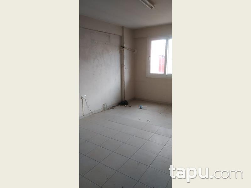 Mersin Akdeniz Camii Şerif Mahallesinde 60 m2 Büro