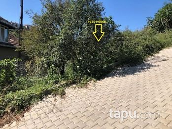 Kocaeli Gölcük'te 496m2 İmarlı Arsa