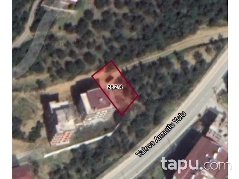 Yalova Çınarcık Esenköy Liman Mahallesi'nde 300m2 İmarlı Arsa