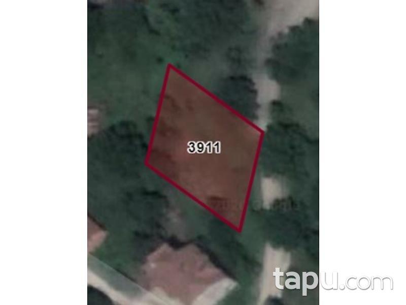 Kocaeli Gölcük'te 496m2 İmarlı Arsa