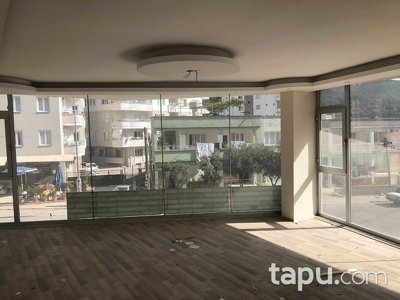 Osmaniye Bahçe Cumhuriyet Mahallesinde 275 m2 Dükkan