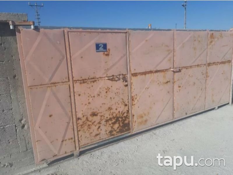 Konya Karapınar Cumhuriyet Mahallesinde 230 m2 Bina