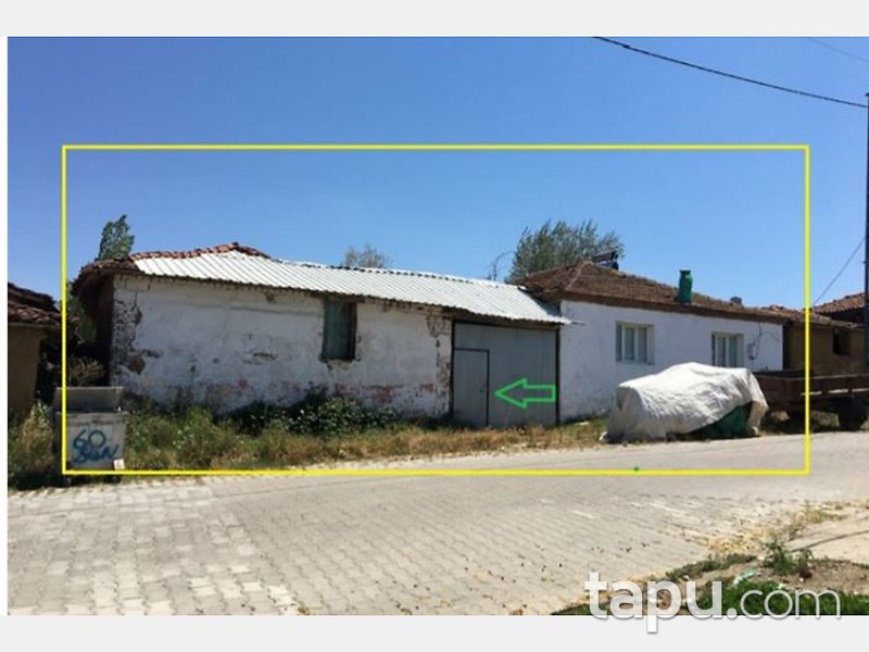 Balıkesir Susurluk'ta 165 m2 Bahçeli Köy Evi
