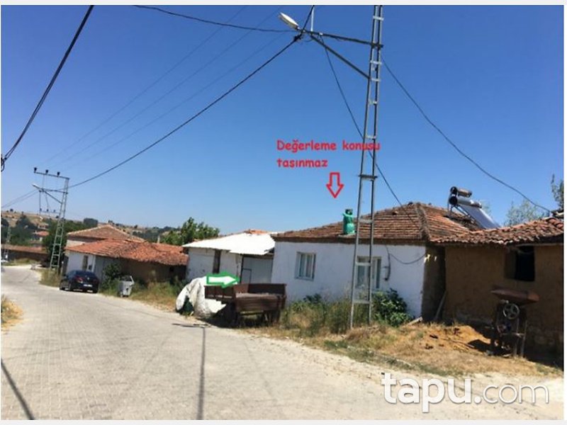 Balıkesir Susurluk'ta 165 m2 Bahçeli Köy Evi