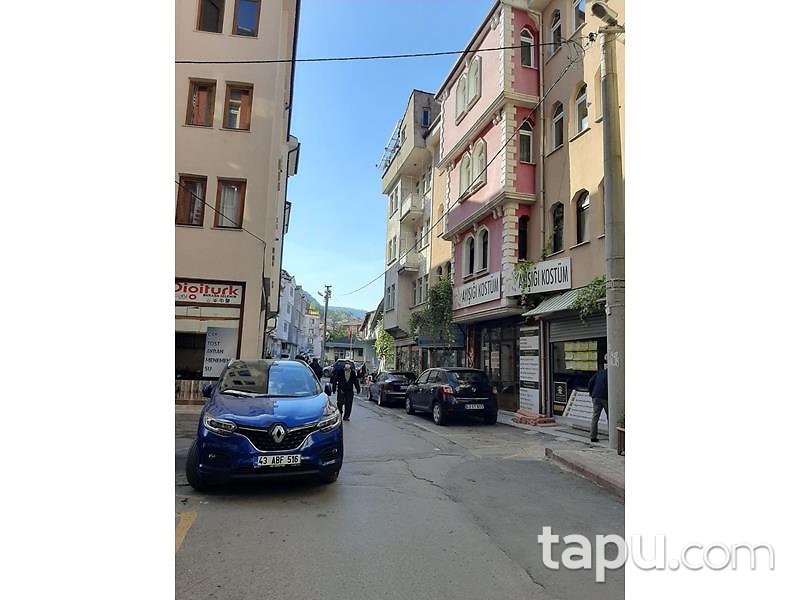 Kütahya Merkez Mecidiye Mahallesinde 1+1 Daire