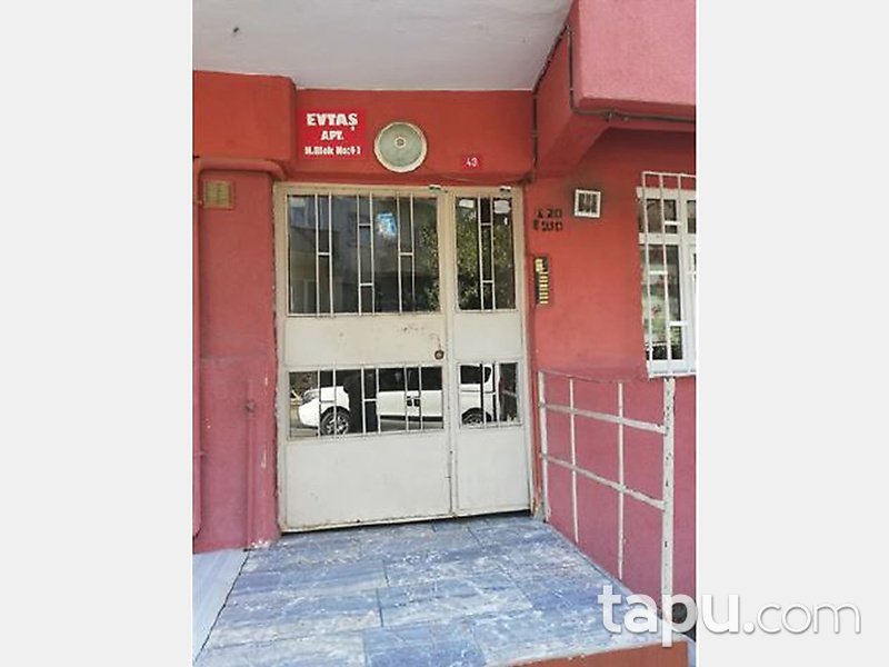 Gaziosmanpaşa Mevlana Mahallesi'nde 2+1 Daire