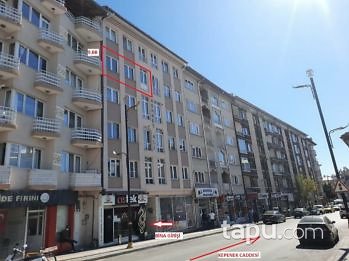 Sivas Merkez Çarşıbaşı Mahallesi'nde İskanlı 3+1 Daire