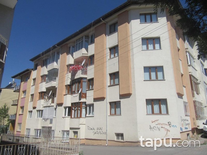 Sivas Merkez Akdeğirmen Mahallesi'nde İskanlı 150 m2 Daire