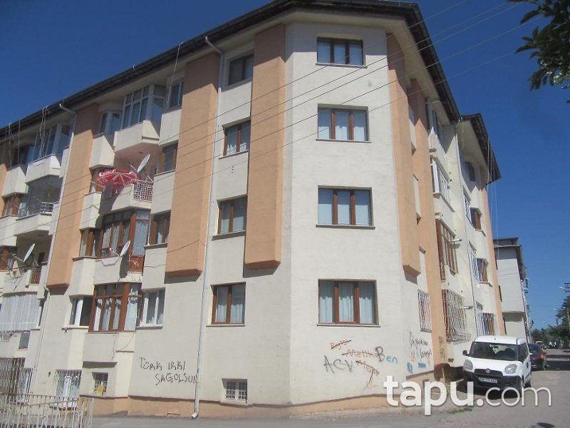 Sivas Merkez Akdeğirmen Mahallesi'nde İskanlı 150 m2 Daire
