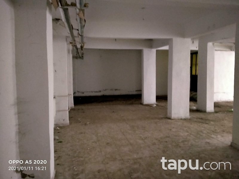 Bilecik Merkez Ertuğrul Gazi Mahallesi'nde İskanlı 202m2 Depo