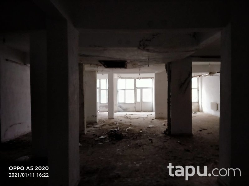 Bilecik Merkez Ertuğrul Gazi Mahallesi'nde İskanlı 202m2 Depo