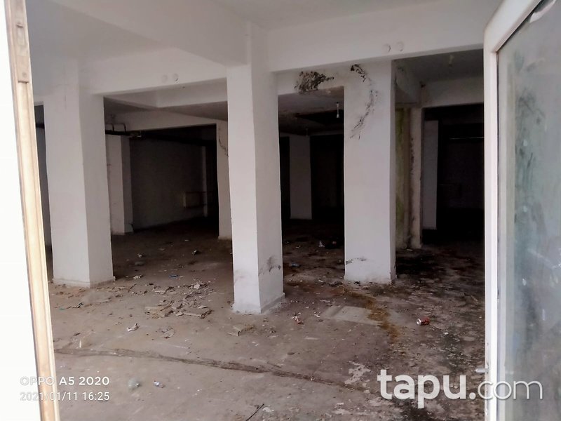Bilecik Merkez Ertuğrul Gazi Mahallesi'nde İskanlı 202m2 Depo
