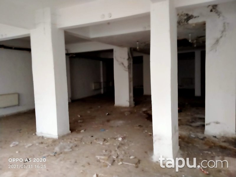 Bilecik Merkez Ertuğrul Gazi Mahallesi'nde İskanlı 202m2 Depo