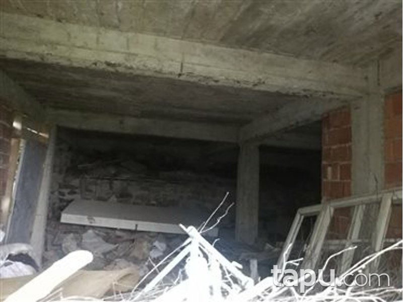 Ordu Gürgentepe Tikenlice Mahallesi'nde Kagir Ev ve Fındık Bahçesi