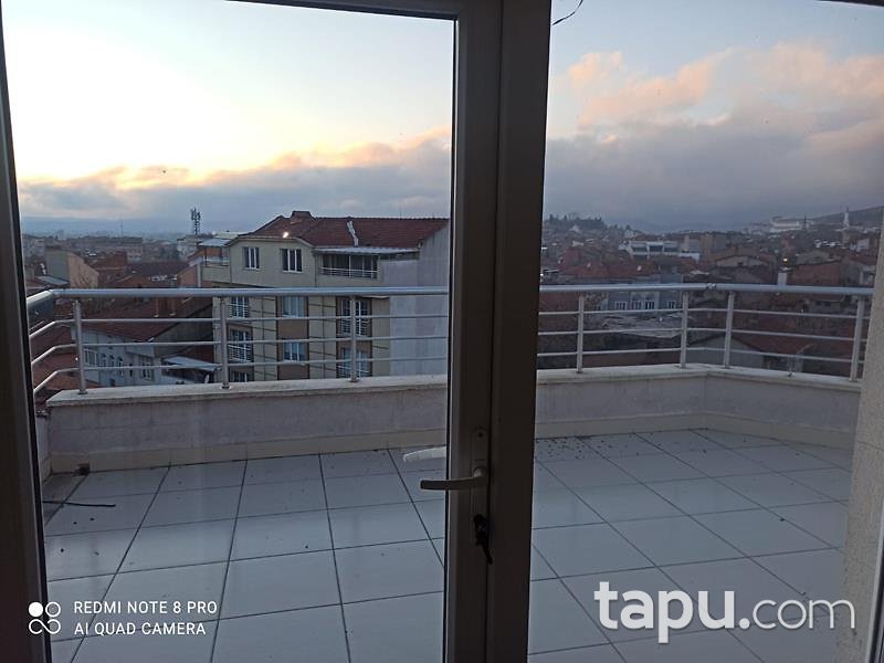 Kütahya Tavşanlı Durak Mahallesi'nde İskanlı 5+1 Daire