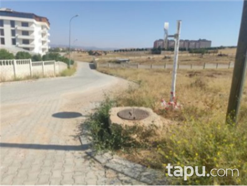 Afyonkarahisar İhsaniye Yaylabağı Mahallesi'nde 5636 m2 Turizm İmarlı Arsa