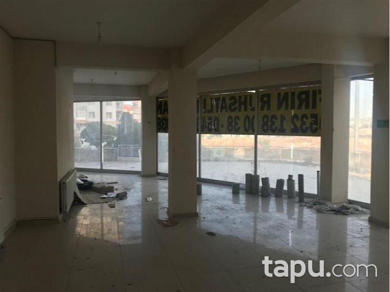 Kayseri Melikgazi Esenyurt Mahallesi'nde İskanlı 365 m2 Depolu Dükkan
