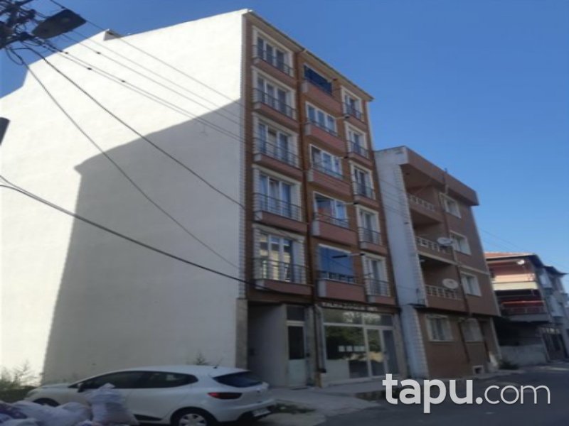 Tekirdağ Çorlu Hıdır Ağa Mahallesi'nde 120 m2 Depolu Dükkan