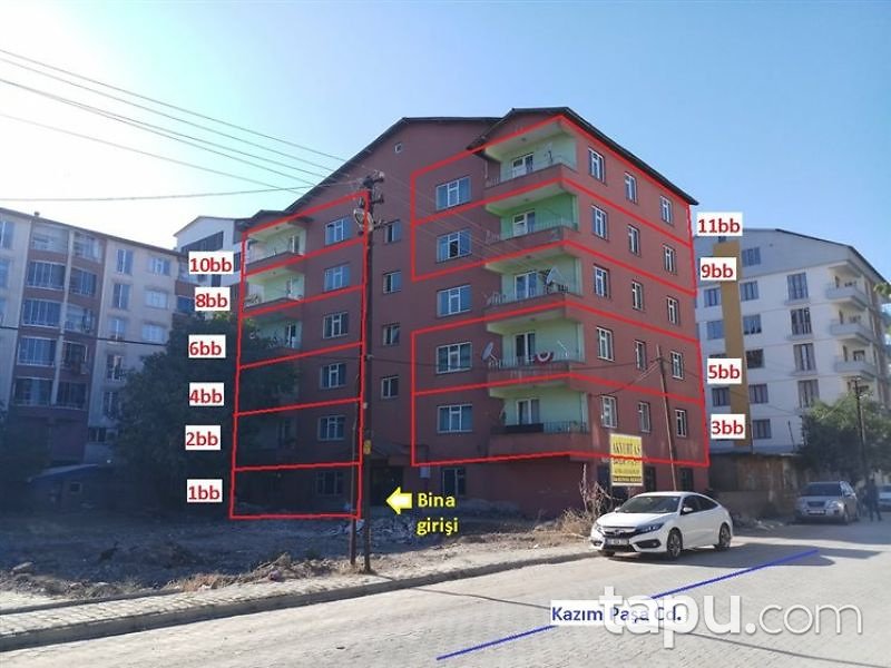 Bitlis Tatvan Saray Mahallesi'nde 3+1 İskanlı Daire