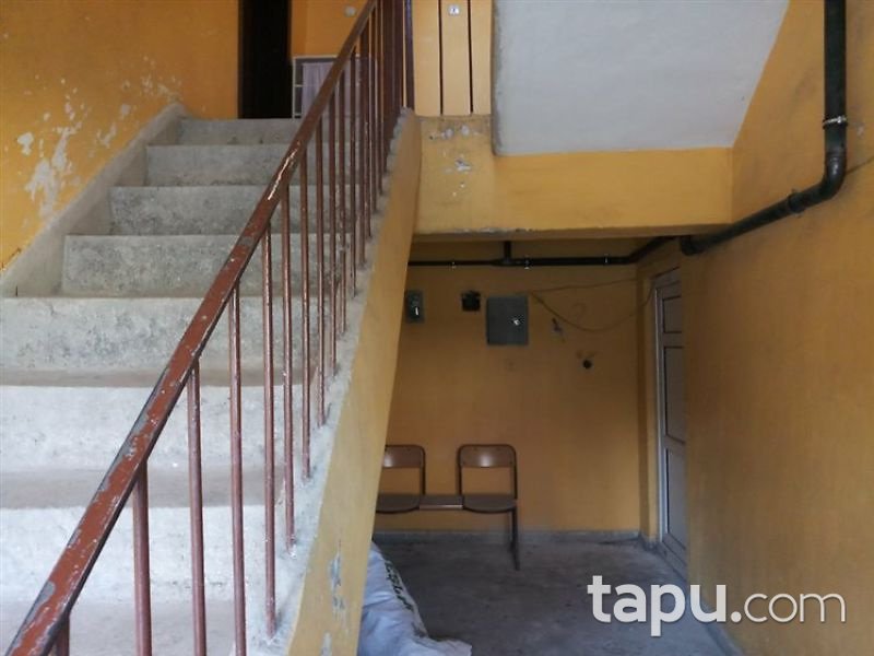 Bitlis Tatvan Saray Mahallesi'nde 3+1 İskanlı Daire