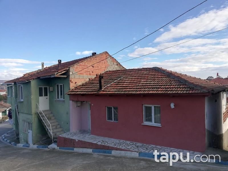 Manisa Namık Kemal Mahallesi'nde 2+1 Daire