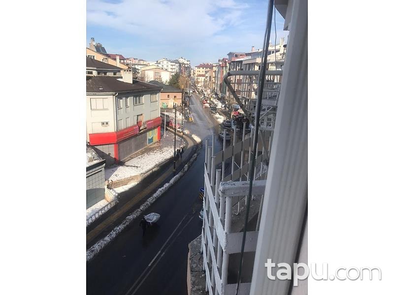 Sivas Merkez Çarşıbaşı Mahallesi'nde İskanlı 3+1 Daire