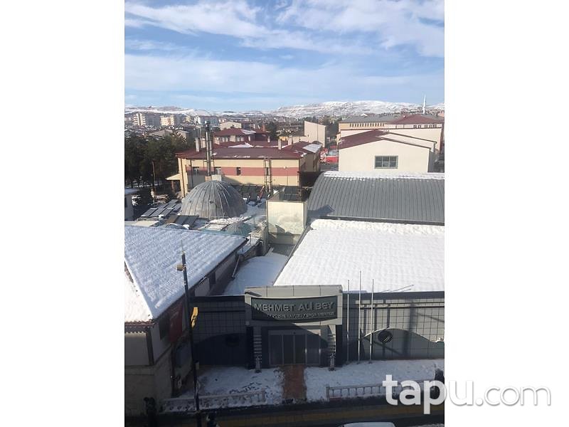 Sivas Merkez Çarşıbaşı Mahallesi'nde İskanlı 3+1 Daire