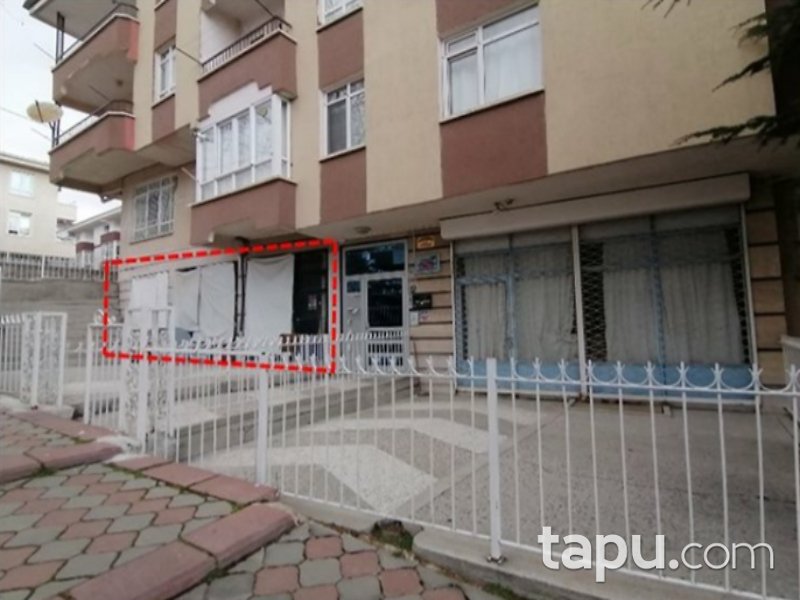 Ankara Çankaya Metin Oktay Mahallesi'nde 110 m2 Dükkan