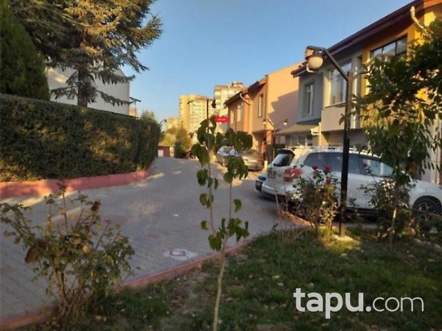 Ankara Etimesgut Yükselen Sitesi'nde 170 m2 Dubleks daire