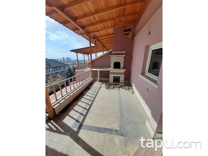 Ankara Etimesgut Yükselen Sitesi'nde 170 m2 Dubleks daire