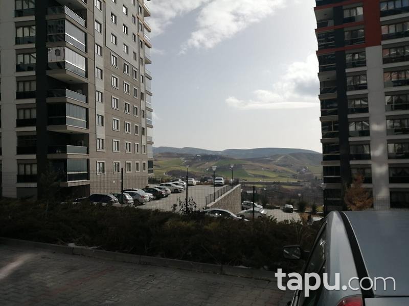 Ankara Yenimahalle Mebuskent Sitesi'nde 3+1 187 m2 Daire
