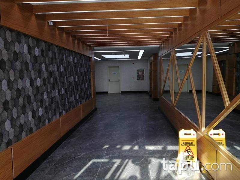 Ankara Yenimahalle Mebuskent Sitesi'nde 3+1 187 m2 Daire