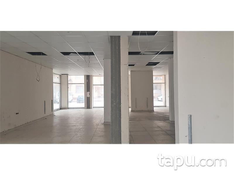 Konya Karatay Erenler Mahallesi'nde 230 m2 Depolu Dükkan (403)