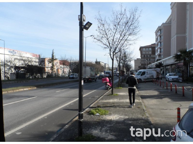 İstanbul Beylikdüzü Kavaklı Konakları'nda 66 m2 Dükkan